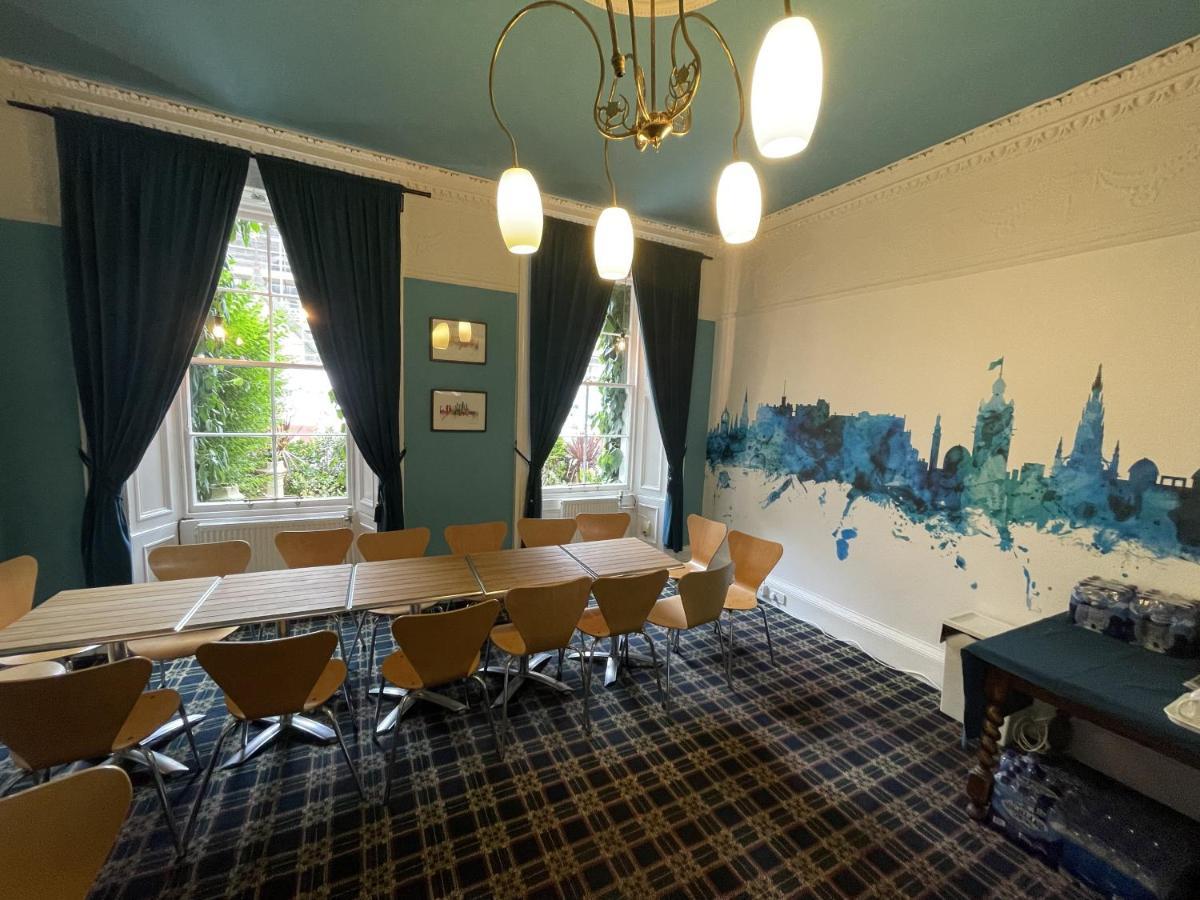 The Kingsview Townhouse - Boutique Hostel 에든버러 외부 사진