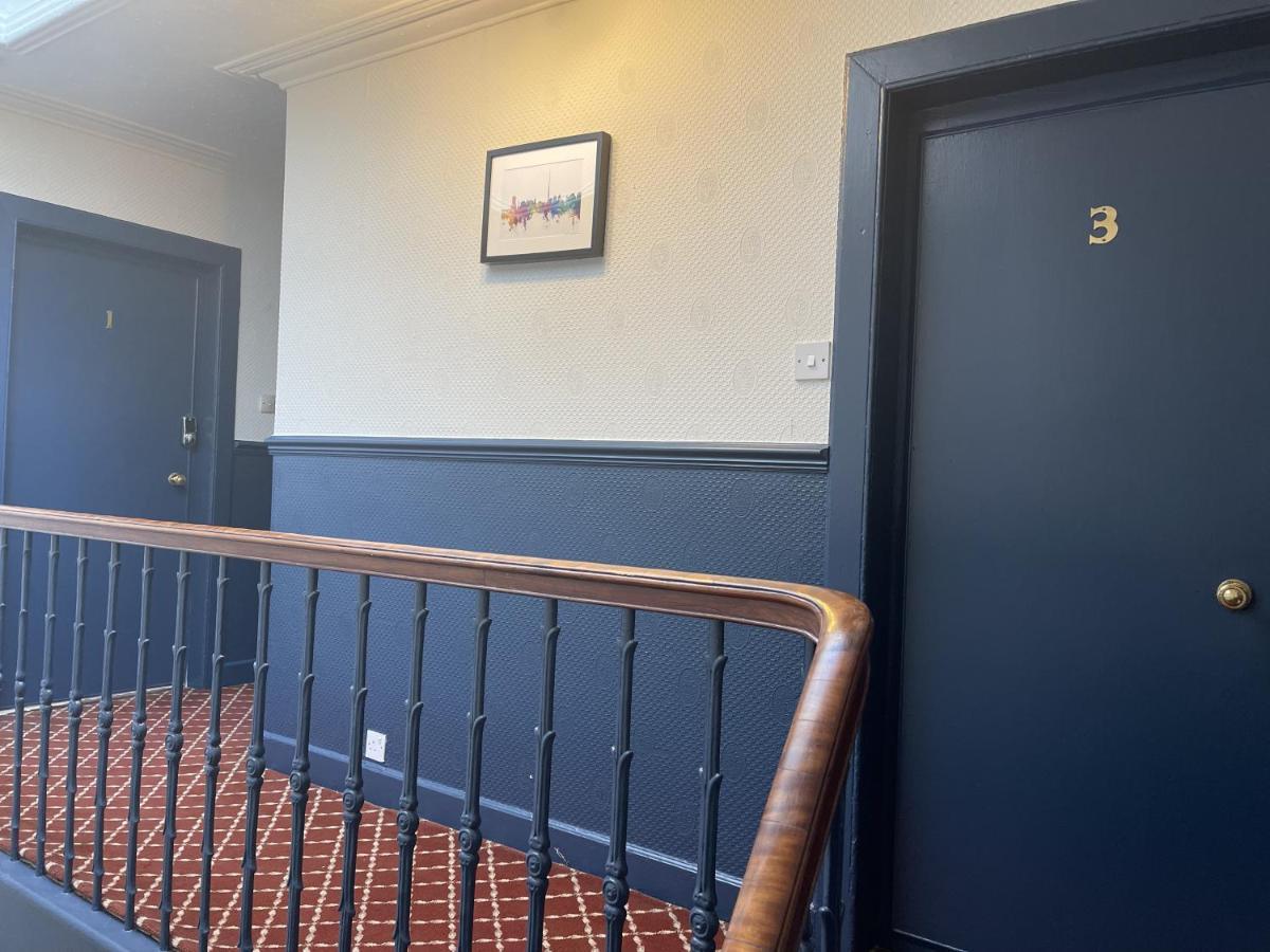 The Kingsview Townhouse - Boutique Hostel 에든버러 외부 사진