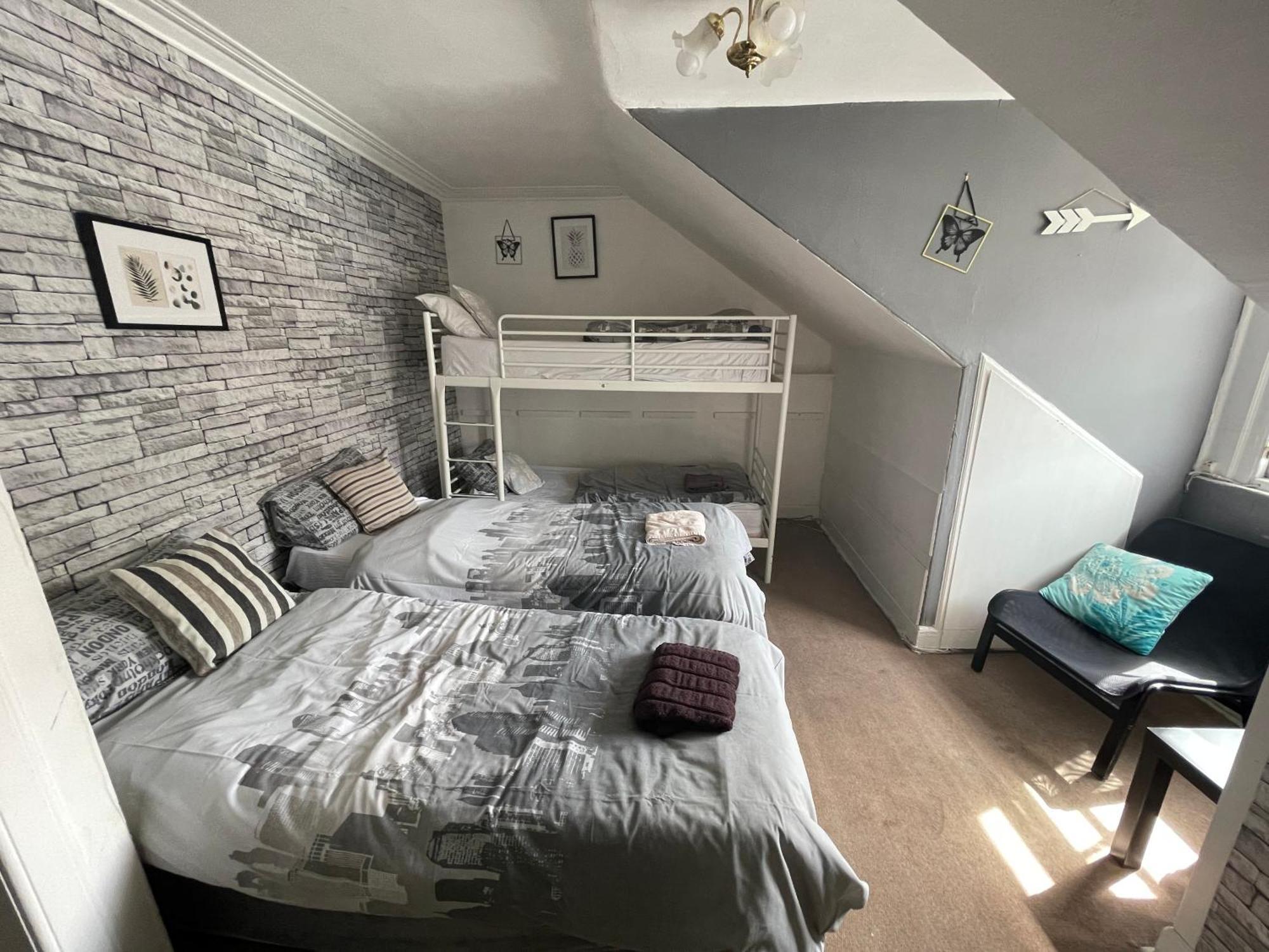The Kingsview Townhouse - Boutique Hostel 에든버러 외부 사진
